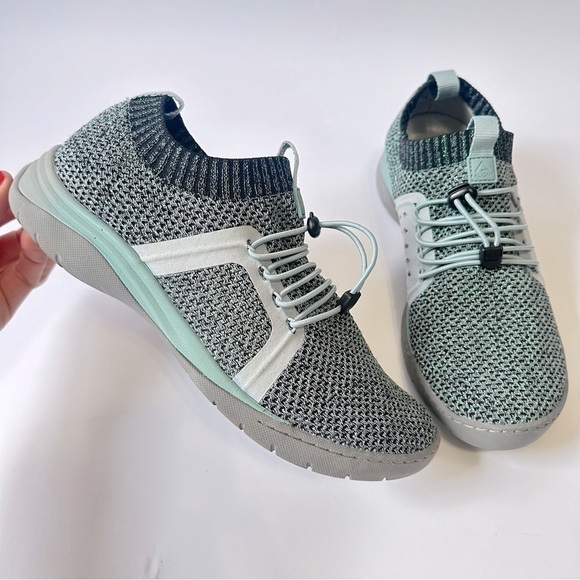 Align Shoes - Align Women's Torri Mint shimmer nursing shoes elastic pull-on knit sneakers
